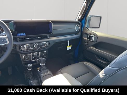 New 2026 Jeep Wrangler Sahara AWD/4WD image 28