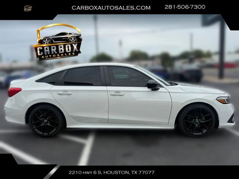 Used 2024 Honda Civic Sport image 5