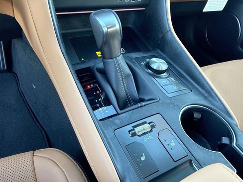 Used 2026 Lexus IS 350 F Sport w/ Accessory Package Z1 RWD image 20