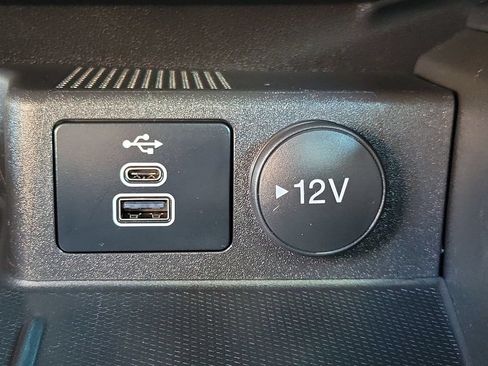 Used 2024 Ford Escape ST-Line w/ Tech Pack #1 AWD/4WD image 30