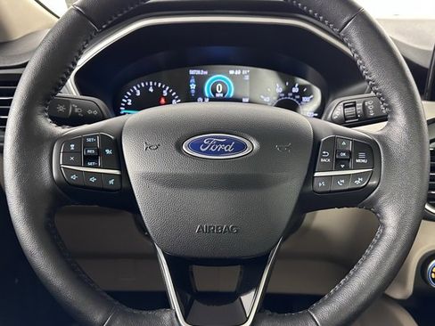 Used 2020 Ford Escape SEL image 18