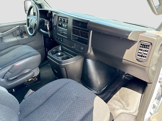 Used 2024 Chevrolet Express 2500 w/ Driver Convenience Package RWD image 24