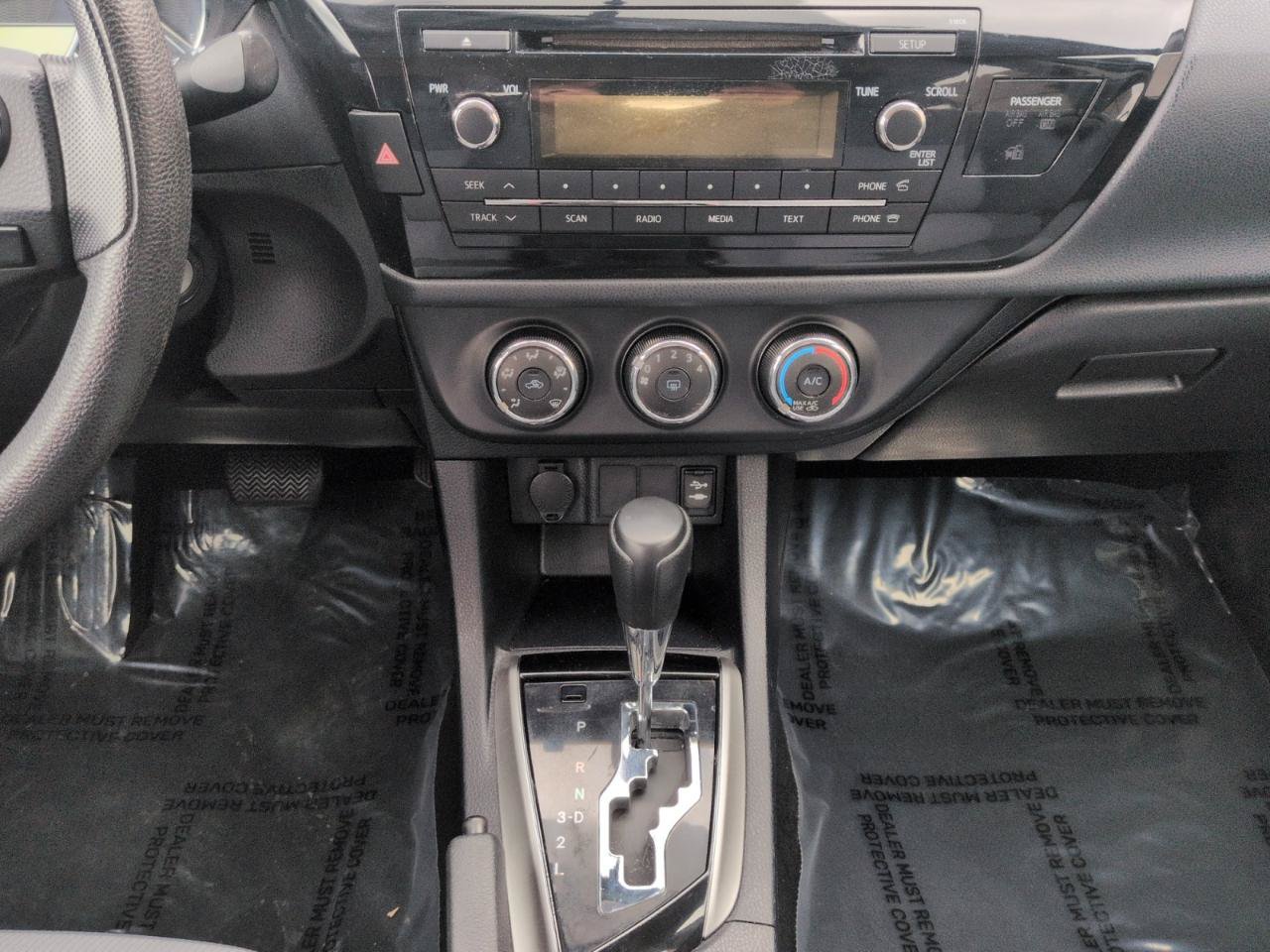 Used 2014 Toyota Corolla L FWD image 14
