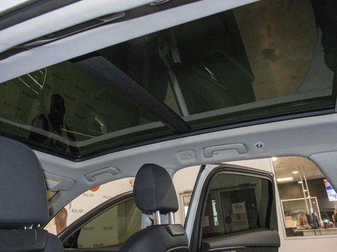 Used 2022 Audi Q7 Premium Plus image 13