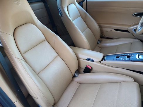 Used 2014 Porsche 911 Carrera S image 19