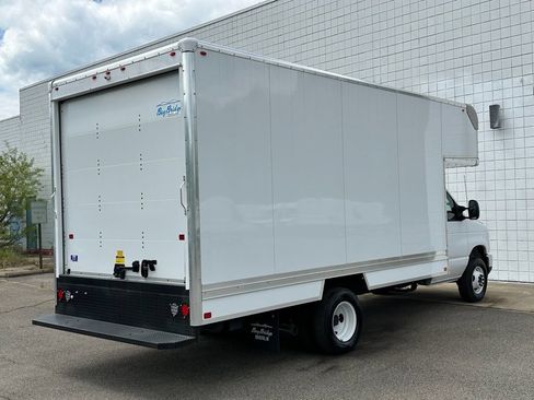 New 2027 Ford E-450 and Econoline 450 Super Duty w/ Power Equipment Group RWD image 28