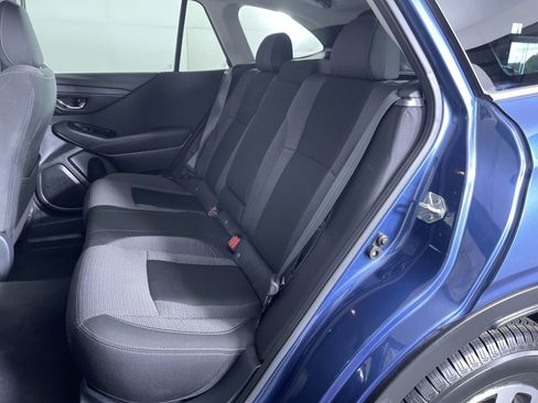 Used 2022 Subaru Outback Premium image 28