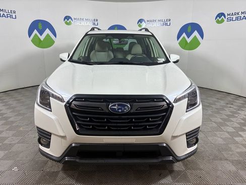 Used 2023 Subaru Forester Limited image 2