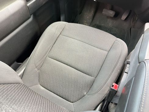 Used 2020 Chevrolet Silverado 1500 Custom w/ Custom Value Package RWD image 28