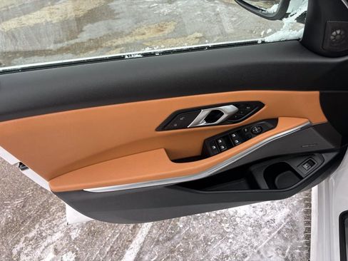 Used 2025 BMW 330i xDrive 330i xDrive w/ Premium Package image 11