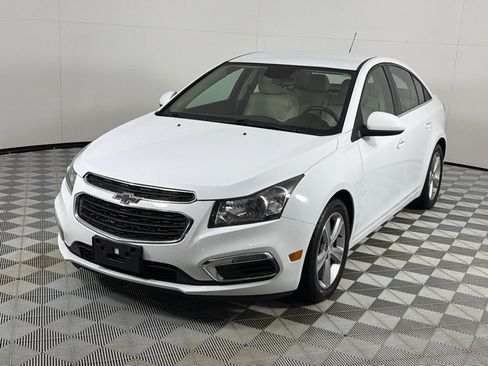 Used 2015 Chevrolet Cruze LT FWD image 8