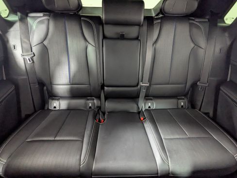 Used 2024 Cadillac Lyriq Luxury RWD image 14