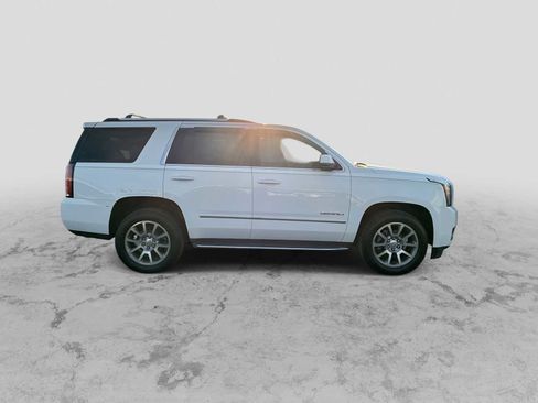 Used 2019 GMC Yukon Denali w/ Open Road Package image 9