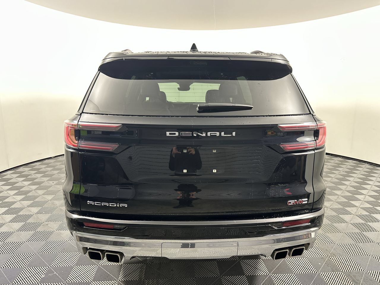 Used 2024 GMC Acadia Denali w/ Super Cruise Package FWD image 20