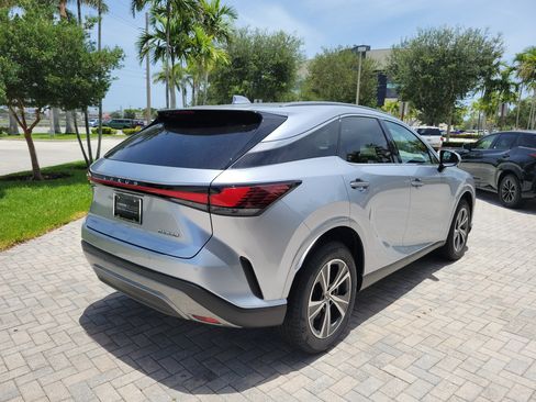 Used 2025 Lexus RX 350 Premium w/ Accessory Package (Z1) FWD image 8