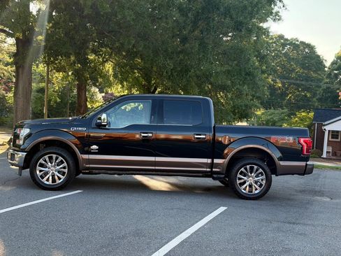 Used 2017 Ford F150 King Ranch w/ Equipment Group 601A Luxury AWD/4WD image 3