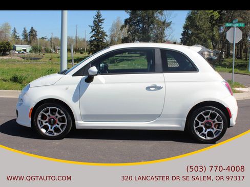 Used 2012 FIAT 500 Sport w/ Safety & Convenience Pkg FWD image 2