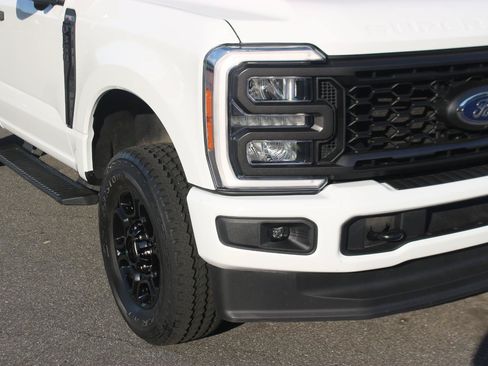 Used 2023 Ford F350 XL w/ STX Appearance Package AWD/4WD image 9