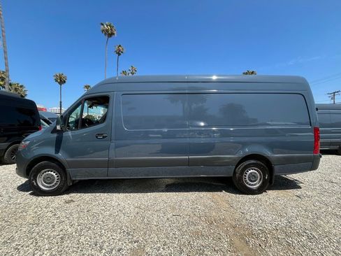 Used 2019 Mercedes-Benz Sprinter 170 image 9