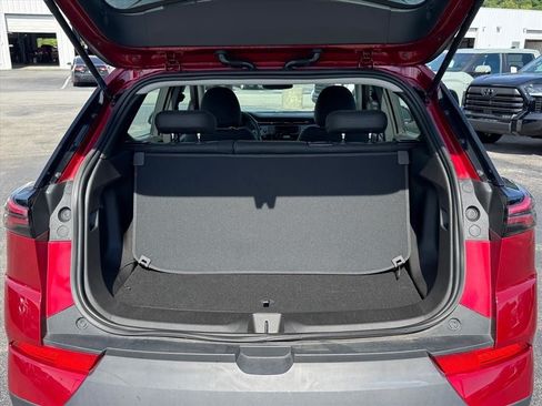 Used 2022 Chevrolet Bolt EUV LT FWD image 19