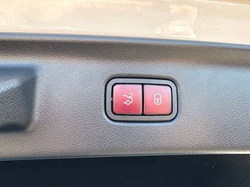 Used 2024 Mercedes-Benz S 580 4MATIC Sedan image 21