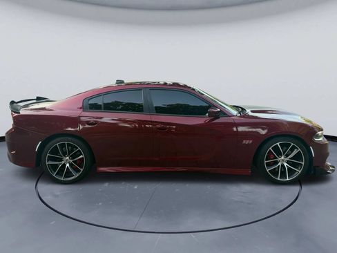 Used 2018 Dodge Charger R/T Scat Pack RWD image 7