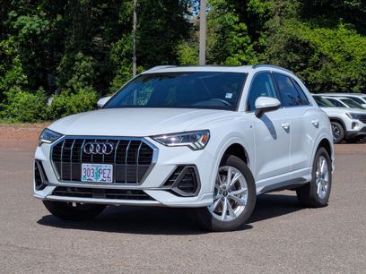 Used 2023 Audi Q3 2.0T Premium w/ Convenience Package