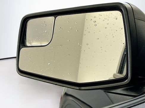 Used 2024 GMC Sierra 1500 Elevation image 16