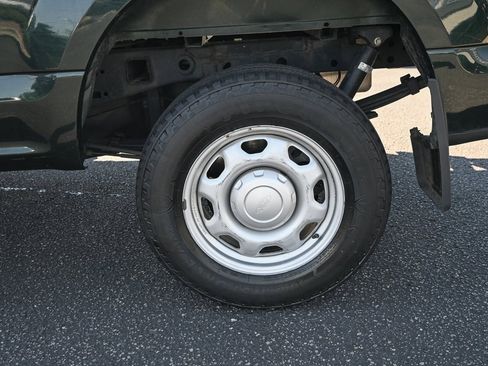 Used 2016 Ford F150 XL w/ Heavy-Duty Payload Package image 13