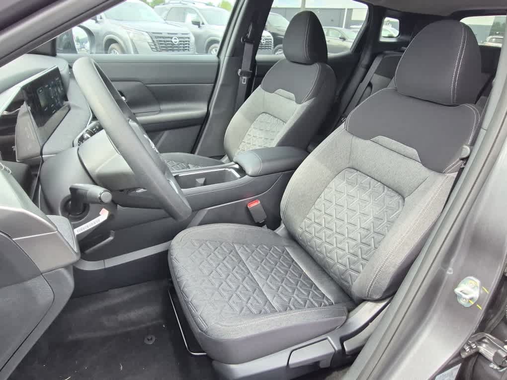 New 2027 Nissan Kicks SV AWD/4WD image 10