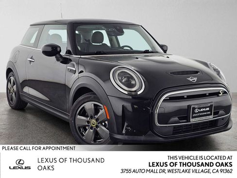 Used 2024 MINI Cooper SE FWD image 1