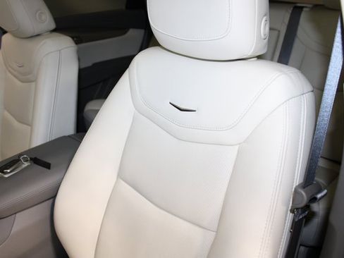 New 2025 Cadillac XT5 Premium Luxury image 6