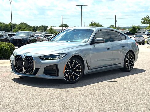 Used 2023 BMW 430i Gran Coupe w/ M Sport Package RWD image 2
