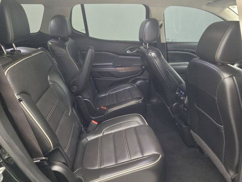 Used 2021 GMC Acadia Denali w/ Denali Technology Package FWD image 19