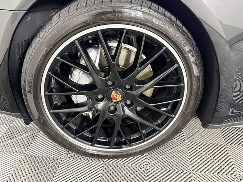 Used 2021 Porsche Panamera w/ Premium Package RWD image 10