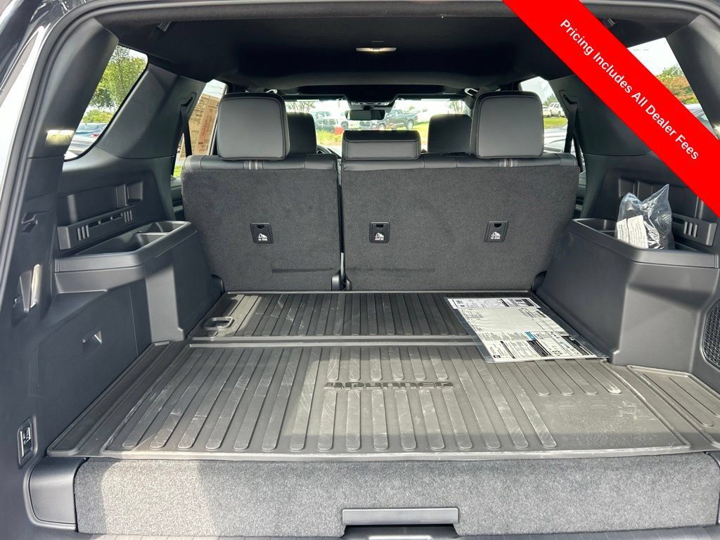 Used 2026 Toyota 4Runner Limited AWD/4WD image 17