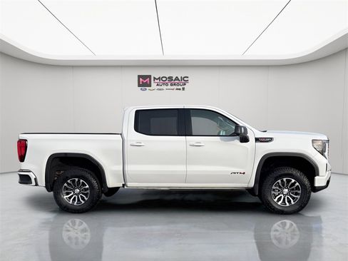 Used 2023 GMC Sierra 1500 AT4 image 8