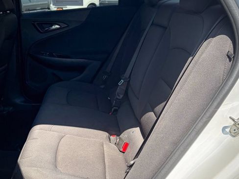 Used 2016 Chevrolet Malibu LT FWD image 16