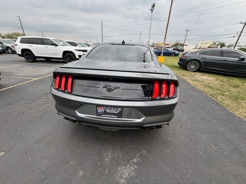 Used 2022 Ford Mustang Premium w/ Equipment Group 201A image 4