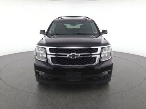 Used 2019 Chevrolet Suburban LT AWD/4WD image 2