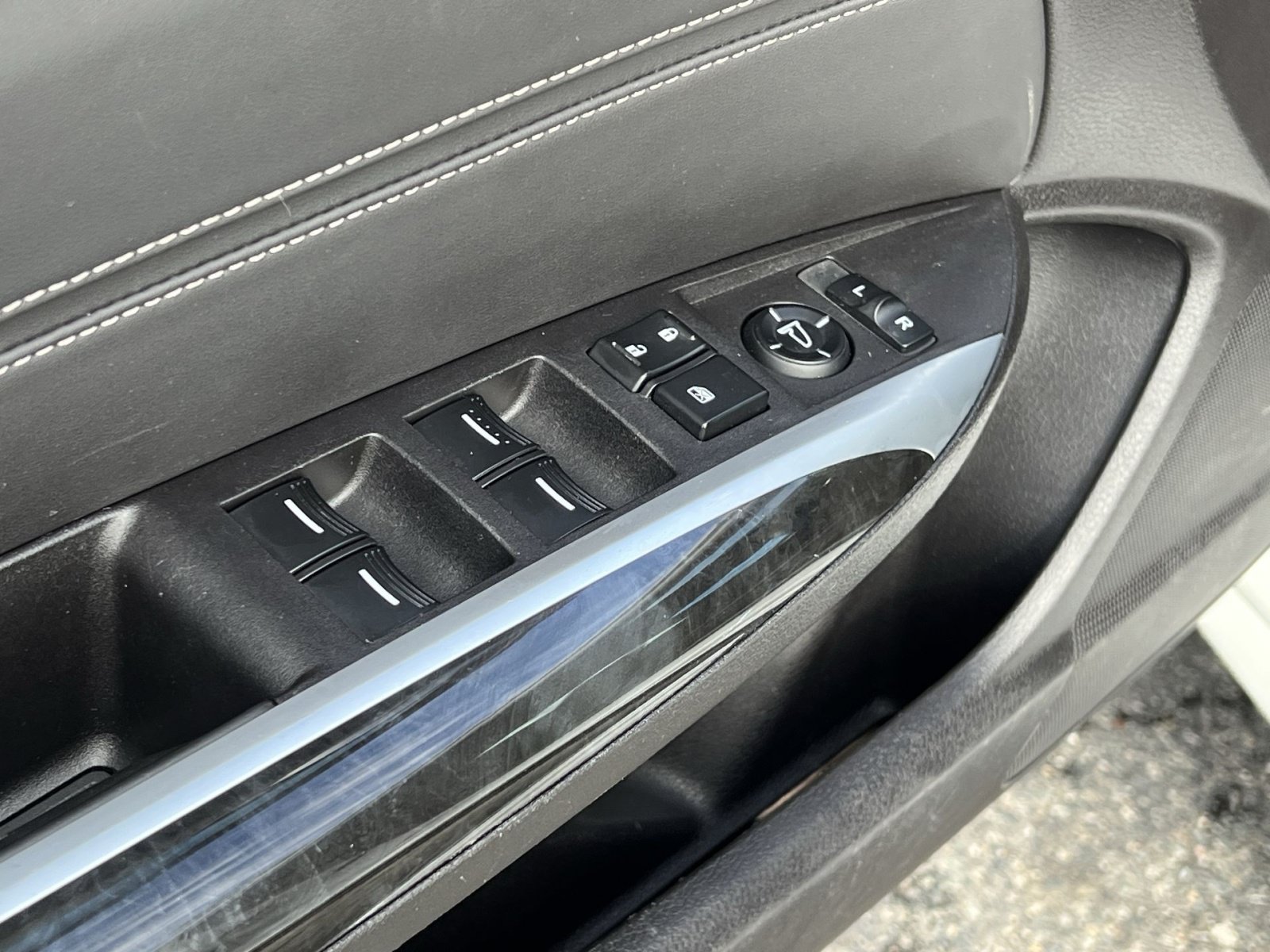 Used 2020 Acura TLX w/ Technology Package AWD/4WD image 12