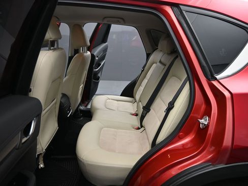Used 2017 MAZDA CX-5 Touring image 13