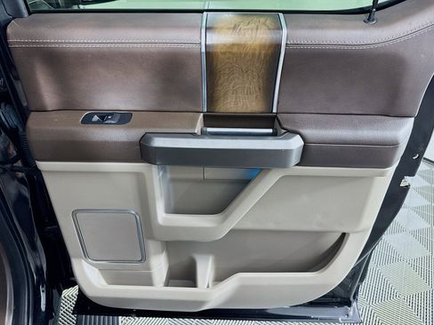 Used 2020 Ford F150 Limited w/ Trailer Tow Package image 45