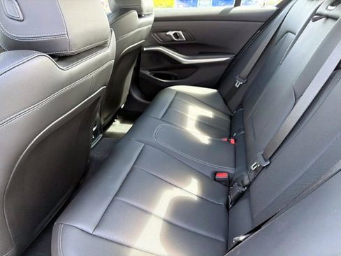 Used 2025 BMW 330i Sedan image 12