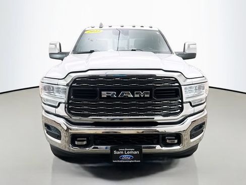 Used 2023 RAM 2500 Limited AWD/4WD image 2