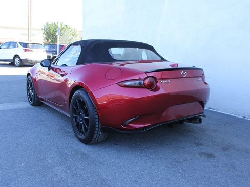 Used 2016 MAZDA MX-5 Miata Club image 6