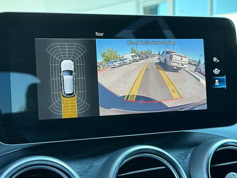 Used 2021 Mercedes-Benz GLC 300 image 19