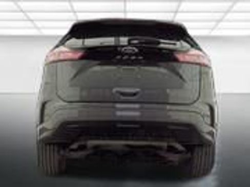 Used 2024 Ford Edge ST-Line image 11