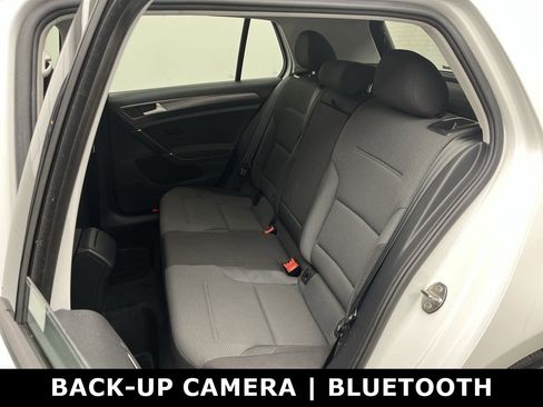 Used 2020 Volkswagen Golf 4-Door image 10