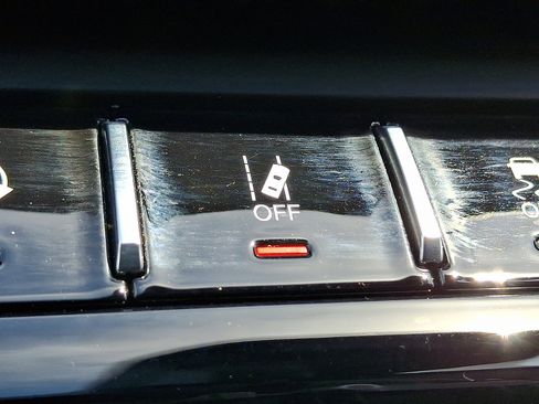 Used 2021 Jeep Grand Cherokee L Limited image 28